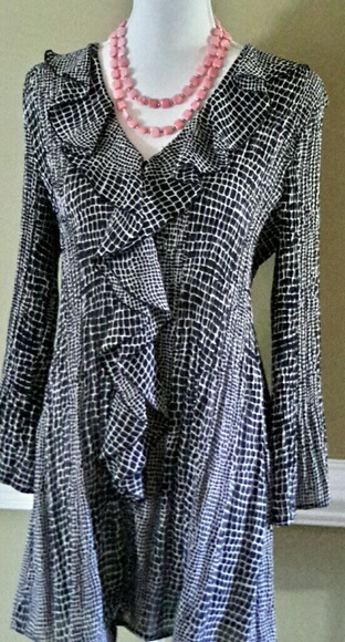 Allison Taylor Tops - ✔GIRAFFE PRINT TUNIC - GREAT LENGTH FOR LEGGINGS✔